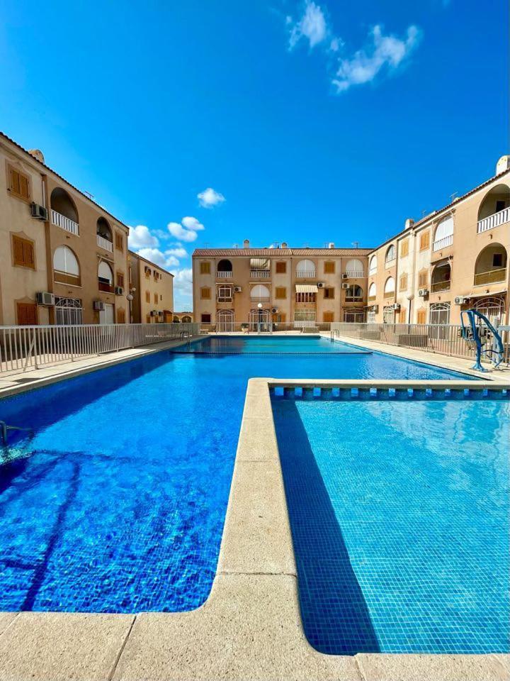 Sunshine Apartment Torrevieja Exterior photo